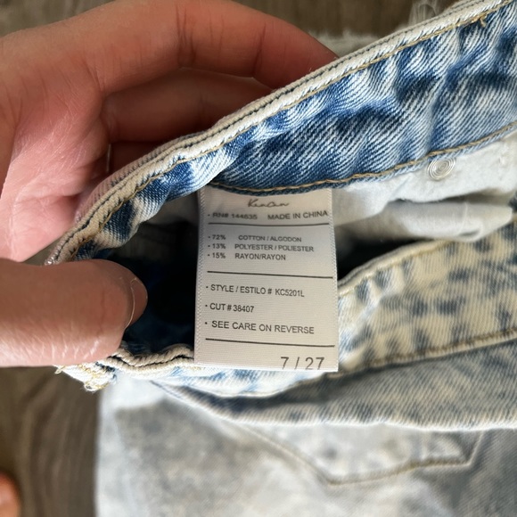 Distressed Kancan Jean. Never been worn. Size 7. - Picture 3 of 4